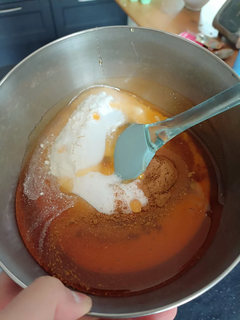 La recette moelleuse du pain d'épices pour Noël.